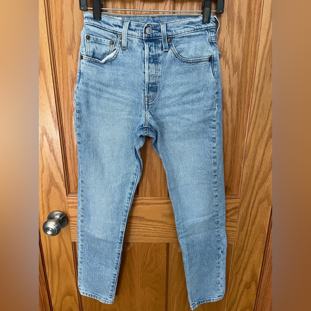 Levi's 501 S Women's Jeans - Size 24x28